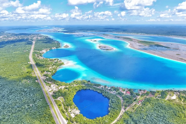 Bacalar - a lagoa das 7 cores