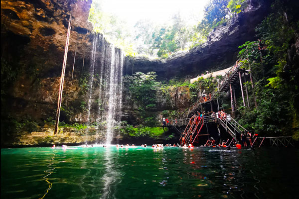 Chichén Itzá Premium com guia Português + Cenote + Cidade de Valladolid - Image 4